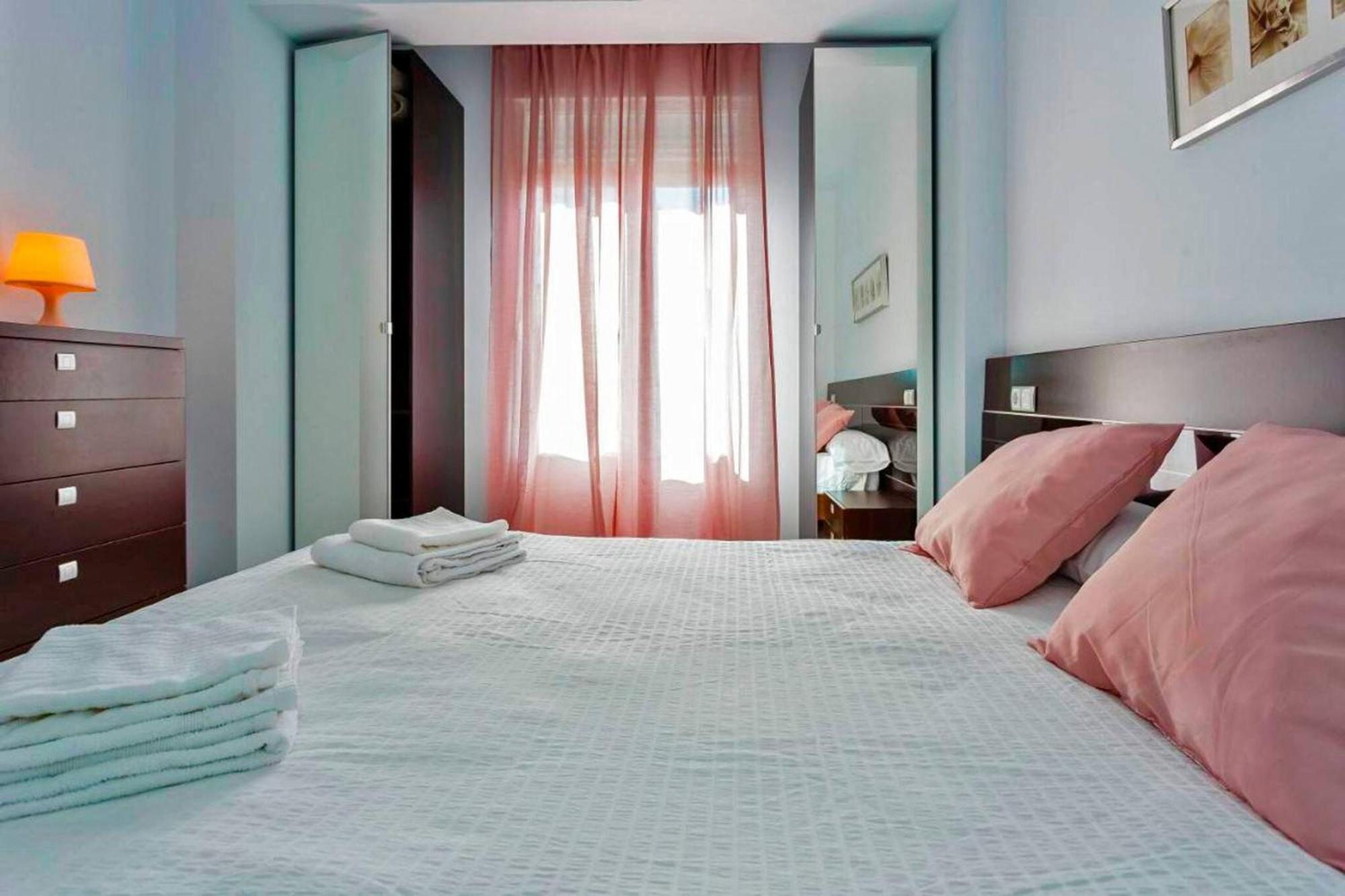La Torre De La Catedral - Ole Solutions Apartment เฮเรซ เด ลาฟรอนเตรา ภายนอก รูปภาพ